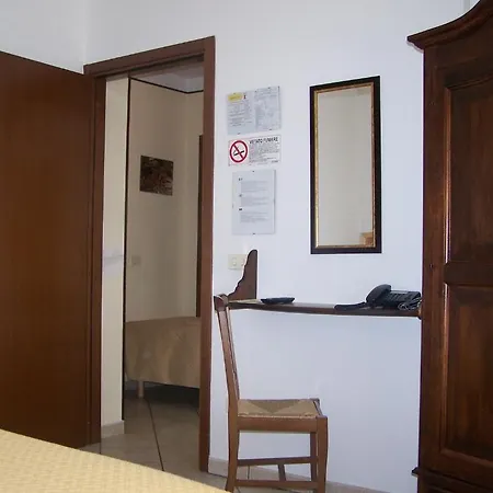호텔 Ristorante La Torretta 2*