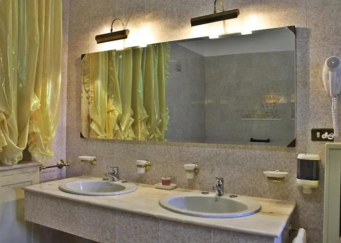 Hotel Ristorante La Torretta 2*
