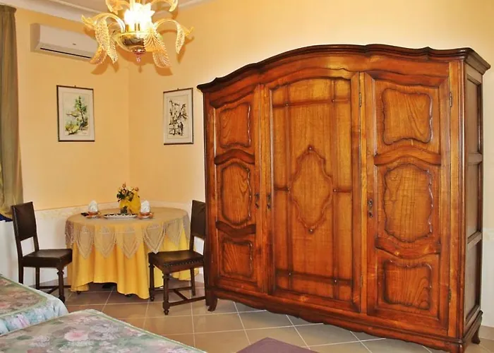 Hotel Ristorante La Torretta 2*